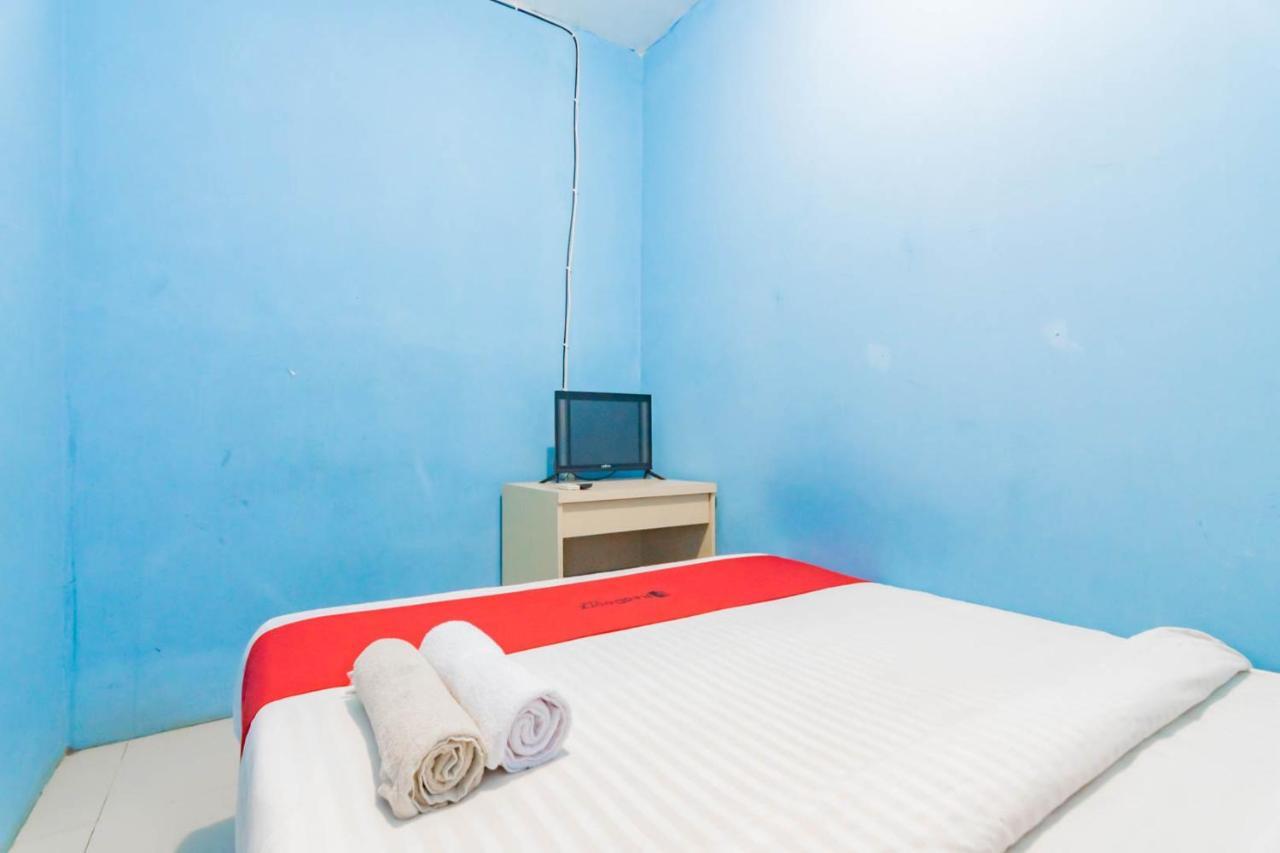 Reddoorz Syariah At Jl Pangeran Hidayatullah Cianjur Hotell Exteriör bild